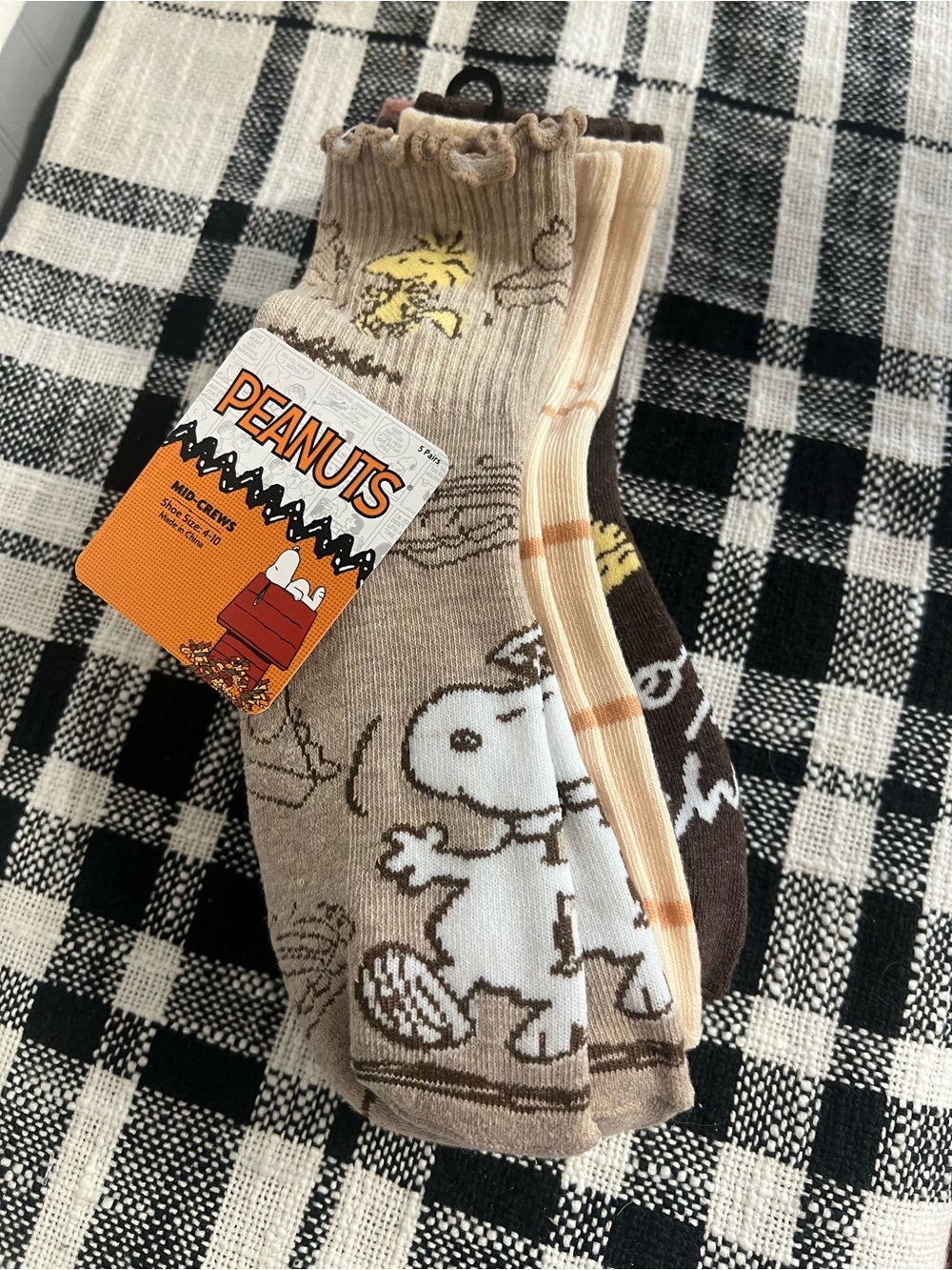 Peanuts Women’s 5 Pairs- Beige & Brown Harvest Crew Socks - Snoopy & Friends